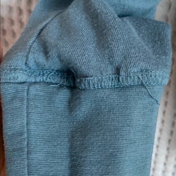 BYUI Blue Sweatshirt - Picture 5 of 6